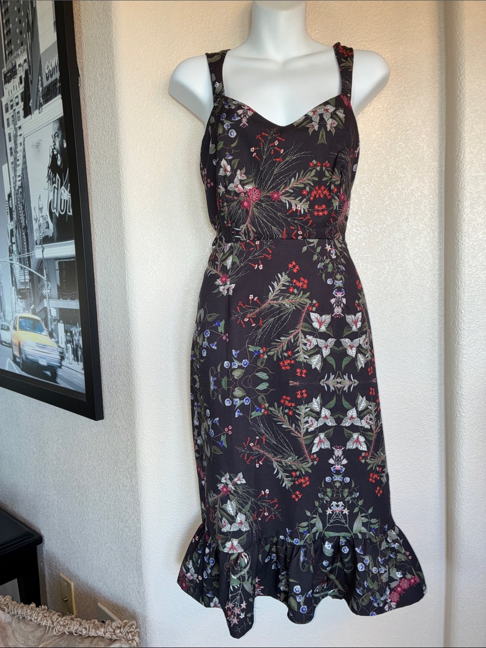 SUZANNE BETRO sundress, women's L, black,pretty floral print, bottom ruffle Euc